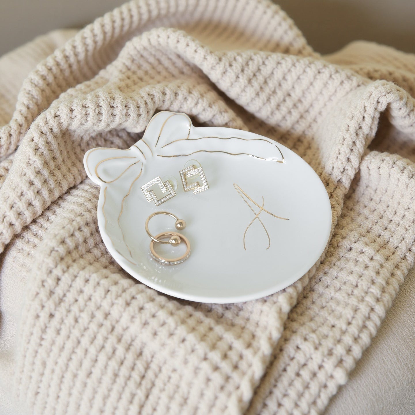 Bow Jewelry Tray